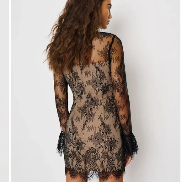 Reformation Teanna Dress - Picture 3 of 7